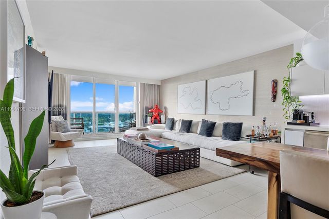102 24th Street 1427, Miami Beach, FL 33139