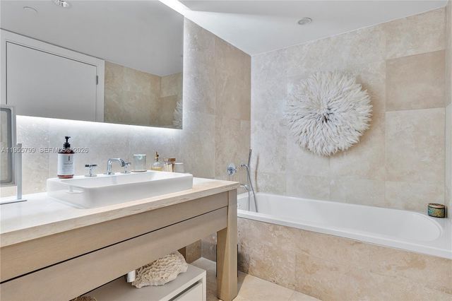 102 24th Street 1427, Miami Beach, FL 33139