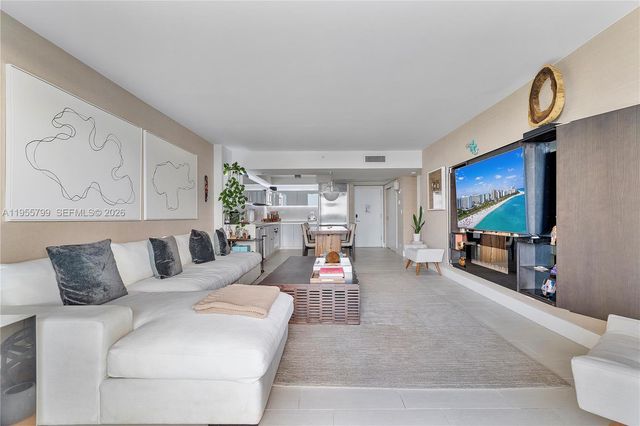 102 24th Street 1427, Miami Beach, FL 33139