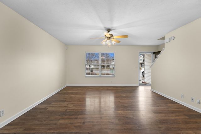 3144 Sherborne Ct, Murfreesboro, TN 37128