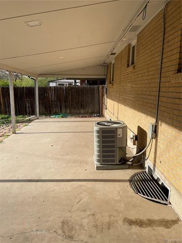 1971 S Dahlia Street, Denver, CO 80222