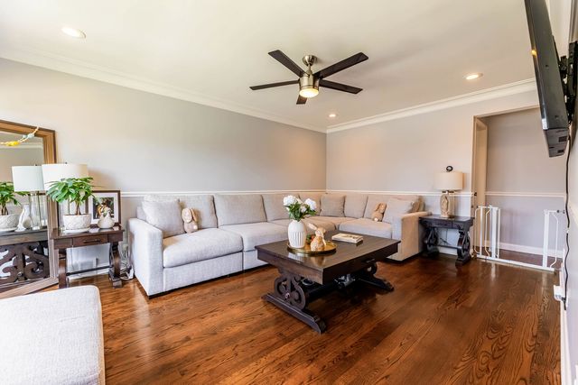 3507 W 77th Street, Chicago, IL 60652
