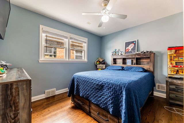 3507 W 77th Street, Chicago, IL 60652