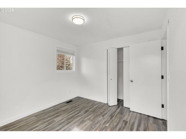 597 Se 13TH Ave, Hillsboro, OR 97123