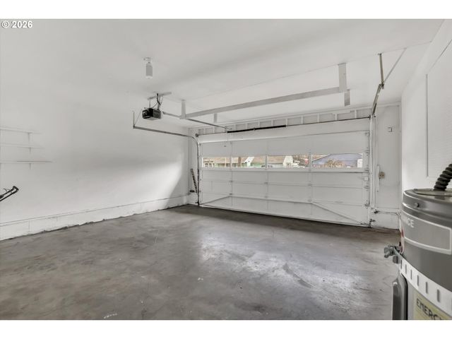 597 Se 13TH Ave, Hillsboro, OR 97123