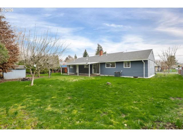 597 Se 13TH Ave, Hillsboro, OR 97123