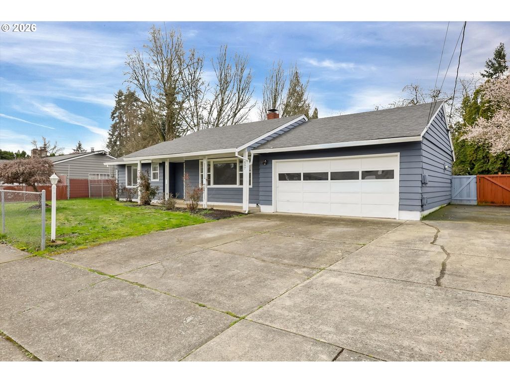597 Se 13TH Ave, Hillsboro, OR 97123