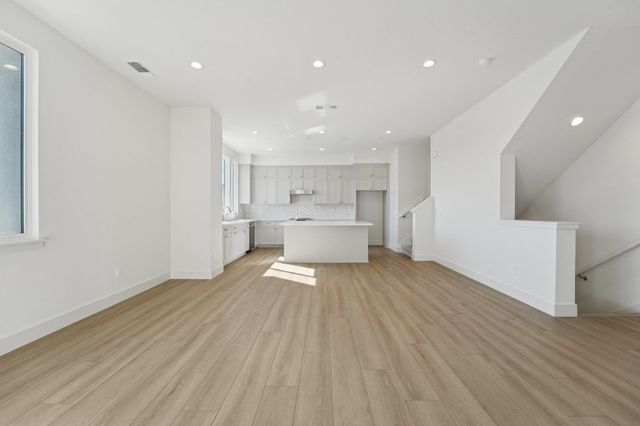 1933 Grand Street, Alameda, CA 94501