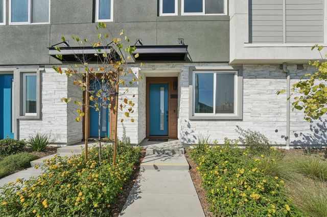 1933 Grand Street, Alameda, CA 94501