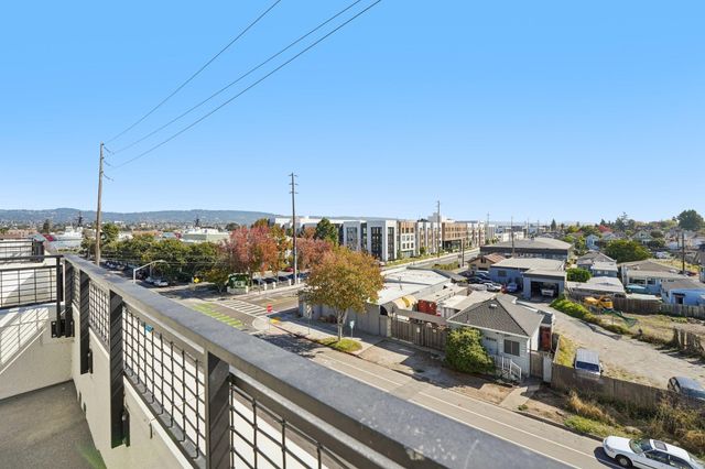 1933 Grand Street, Alameda, CA 94501