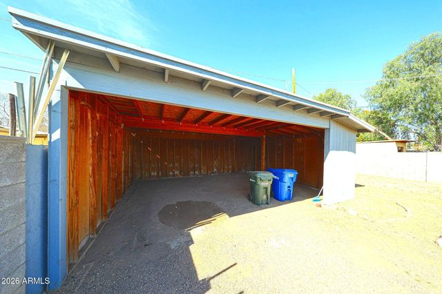 2620 N 29TH Street, Phoenix, AZ 85008