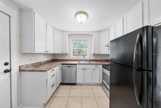 6601 N WELLINGTON AVENUE, Tampa, FL 33604