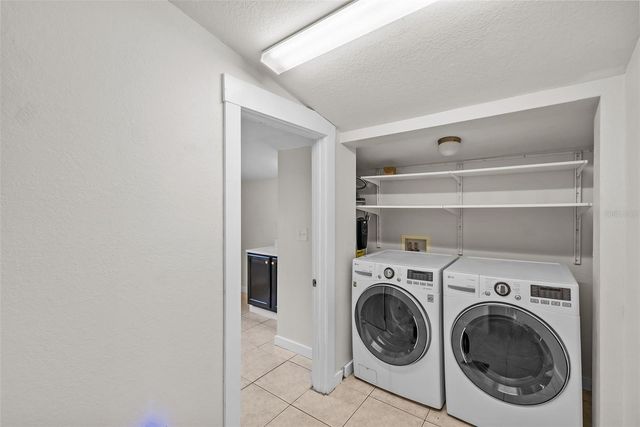 6601 N WELLINGTON AVENUE, Tampa, FL 33604