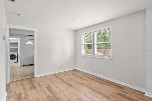 6601 N WELLINGTON AVENUE, Tampa, FL 33604