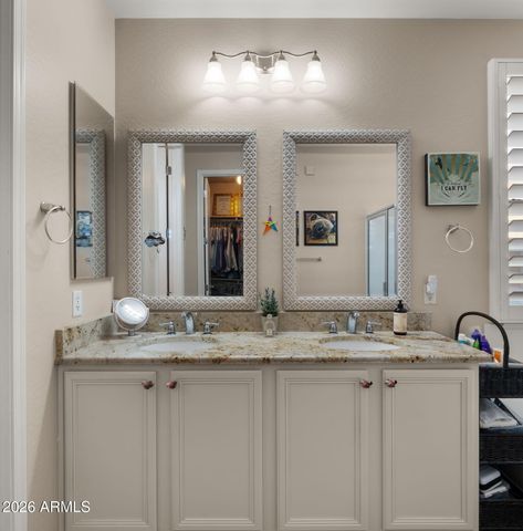 2407 W MAYA Way, Phoenix, AZ 85085