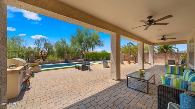 2407 W MAYA Way, Phoenix, AZ 85085