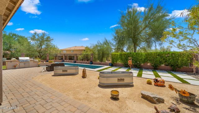2407 W MAYA Way, Phoenix, AZ 85085