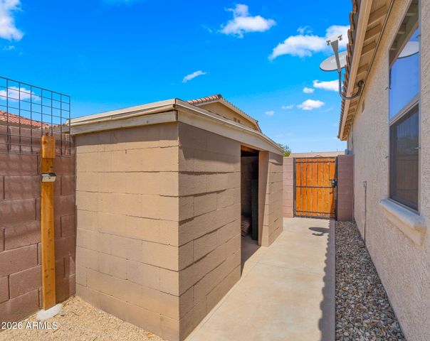 2407 W MAYA Way, Phoenix, AZ 85085