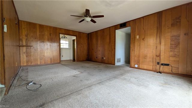 6112 Partridge DR, Virginia Beach, VA 23464