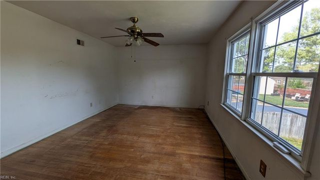 6112 Partridge DR, Virginia Beach, VA 23464
