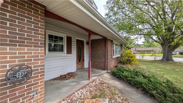 6112 Partridge DR, Virginia Beach, VA 23464
