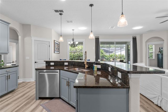 615 LAKE COVE POINTE CIRCLE, Winter Garden, FL 34787