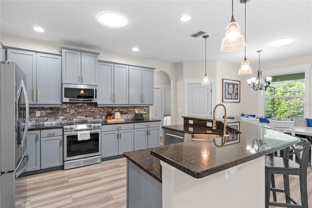 615 LAKE COVE POINTE CIRCLE, Winter Garden, FL 34787