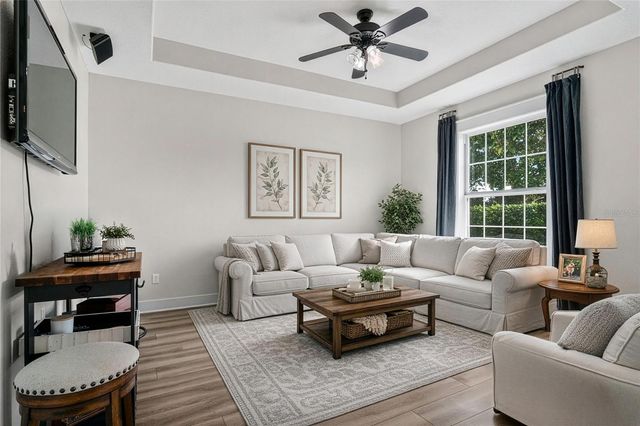 615 LAKE COVE POINTE CIRCLE, Winter Garden, FL 34787