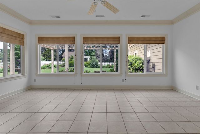 1070 WOODBRIDGE RD, Somerville, TN 38068