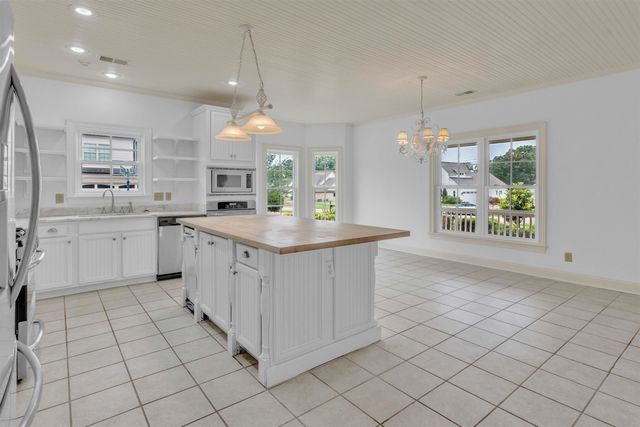 1070 WOODBRIDGE RD, Somerville, TN 38068