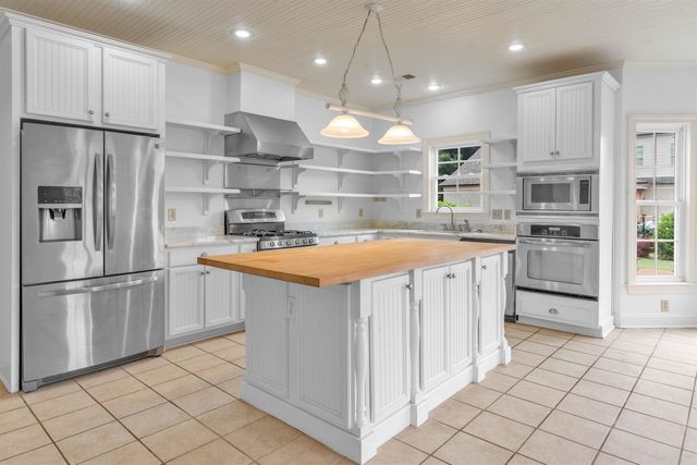 1070 WOODBRIDGE RD, Somerville, TN 38068