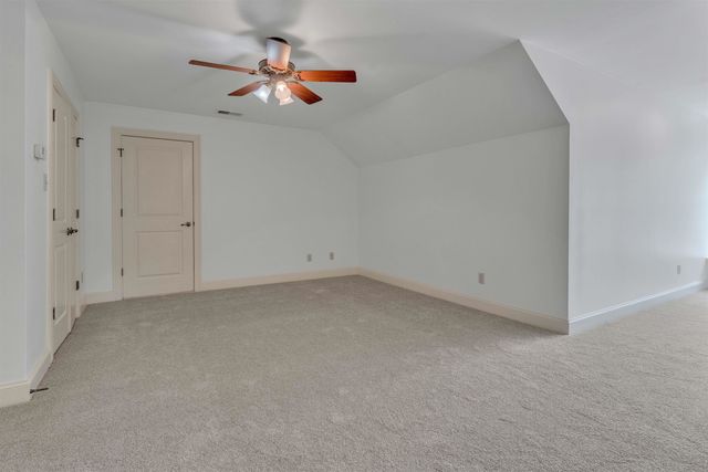 1070 WOODBRIDGE RD, Somerville, TN 38068