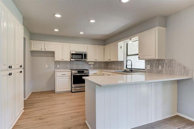 1509 Davinbrook Drive, Norman, OK 73072