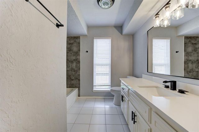 1509 Davinbrook Drive, Norman, OK 73072