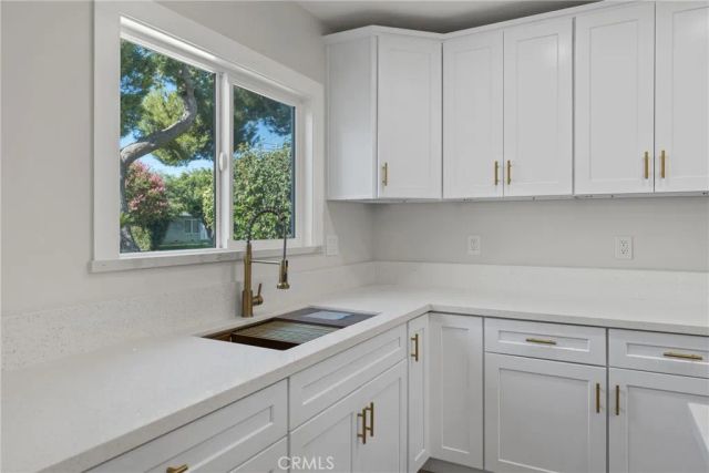 25860 Miramonte, Redlands, CA 92373