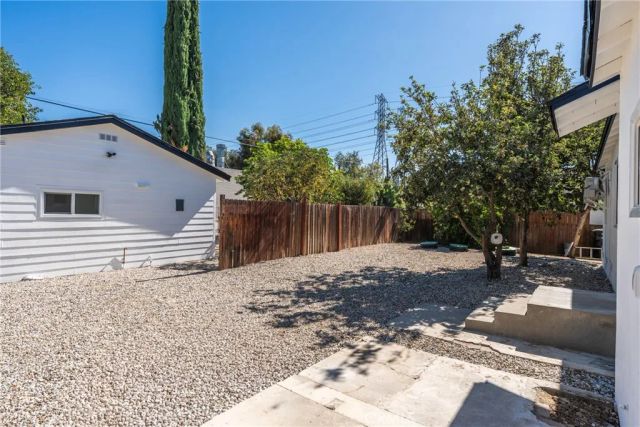 25860 Miramonte, Redlands, CA 92373