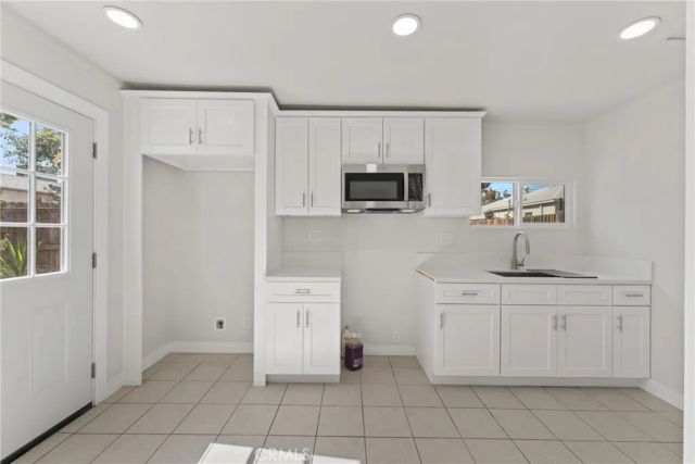 25860 Miramonte, Redlands, CA 92373
