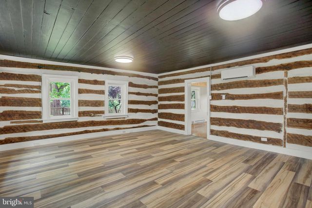 1981 RIDGE RD, Wellsville, PA 17365