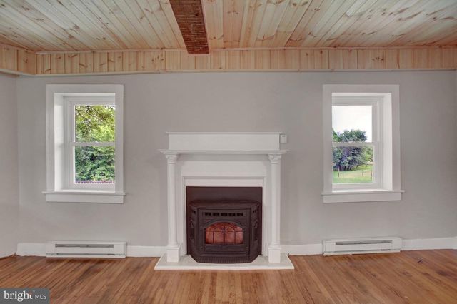 1981 RIDGE RD, Wellsville, PA 17365