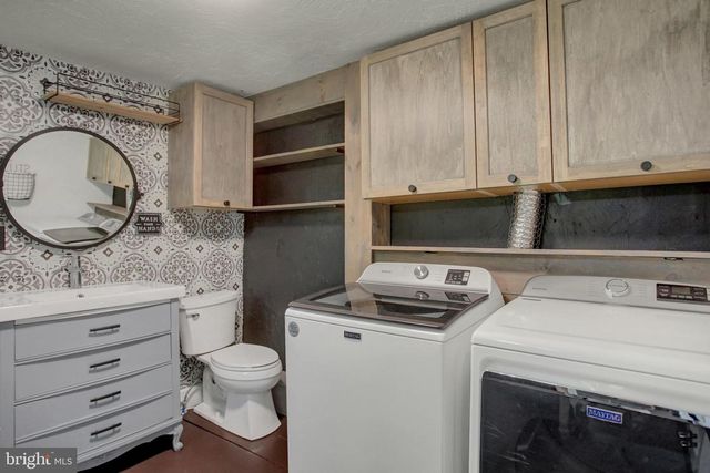 1981 RIDGE RD, Wellsville, PA 17365