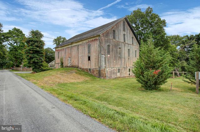 1981 RIDGE RD, Wellsville, PA 17365
