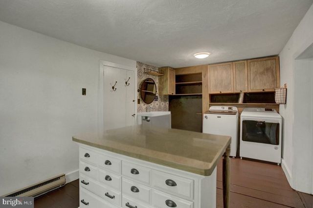 1981 RIDGE RD, Wellsville, PA 17365