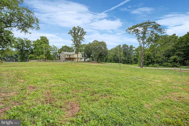 1981 RIDGE RD, Wellsville, PA 17365