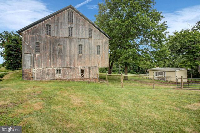 1981 RIDGE RD, Wellsville, PA 17365