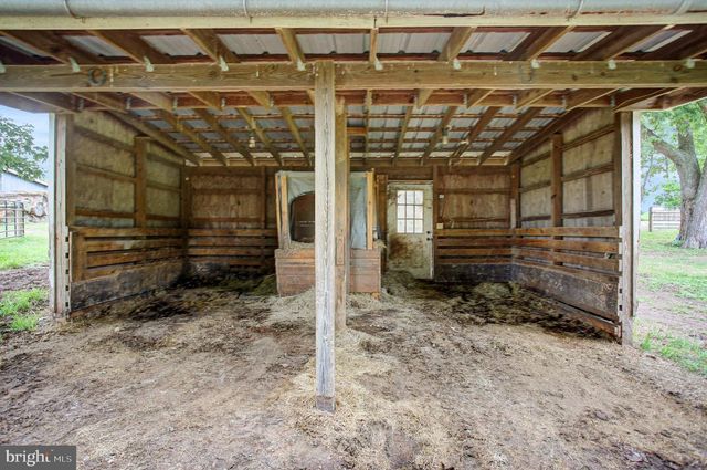 1981 RIDGE RD, Wellsville, PA 17365
