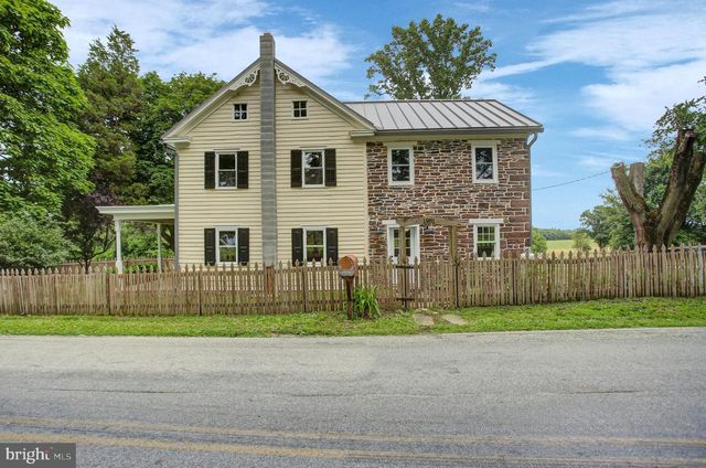 1981 RIDGE RD, Wellsville, PA 17365