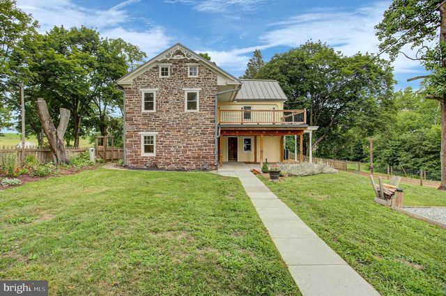1981 RIDGE RD, Wellsville, PA 17365