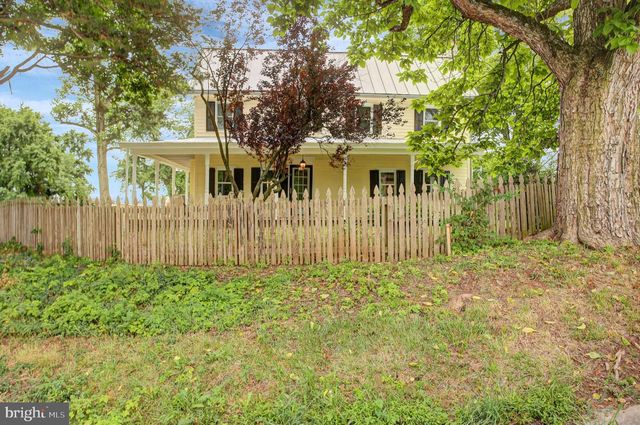 1981 RIDGE RD, Wellsville, PA 17365