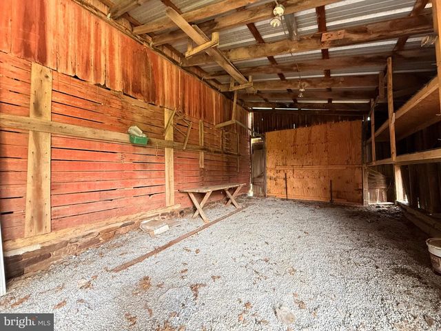 1981 RIDGE RD, Wellsville, PA 17365