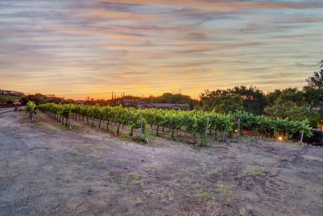6505 Rutherford Canyon Rd, Loomis, CA 95650